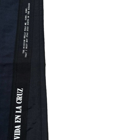 $1,750 BNWT SS17 Embroidered ribbon patched pants - Picture 11 of 12